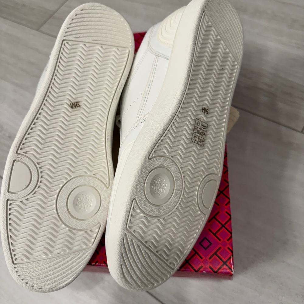Tory Burch Clover Court Sneakers - Picture 6 of 9
